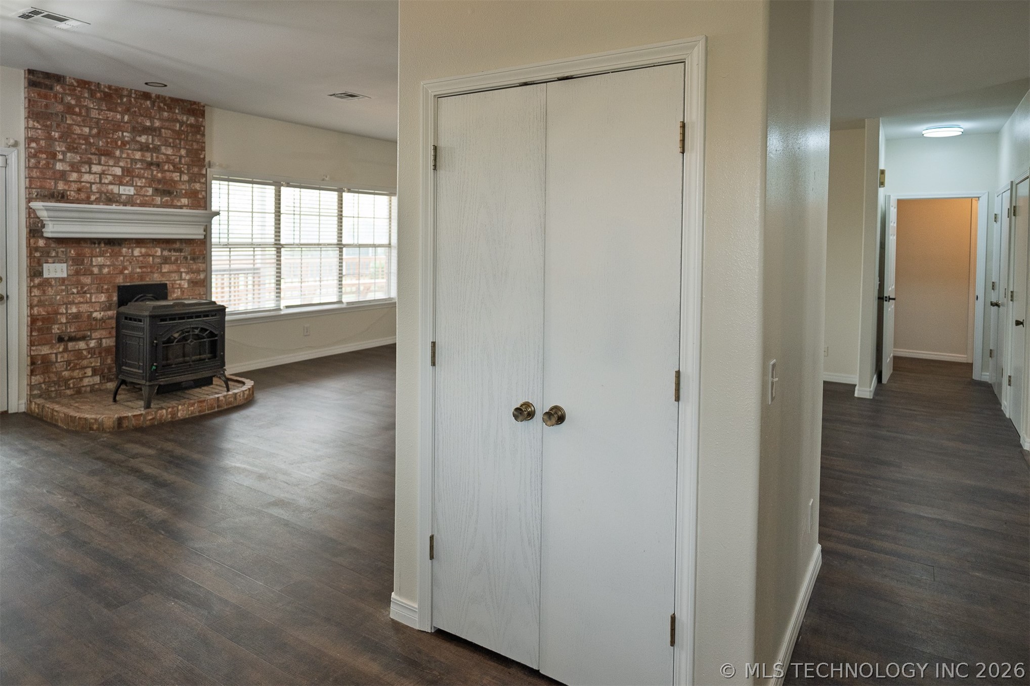 437703 E 340 Road Property Photo 48
