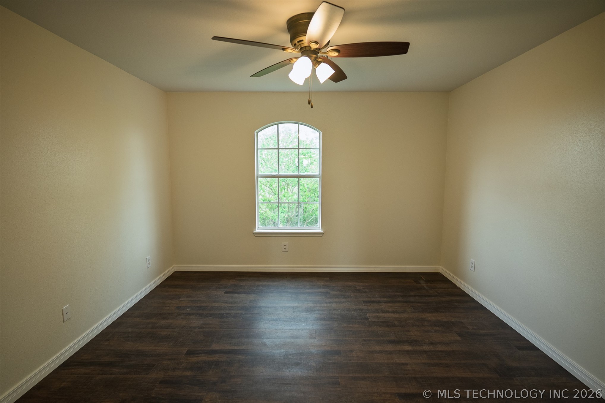 437703 E 340 Road Property Photo 68