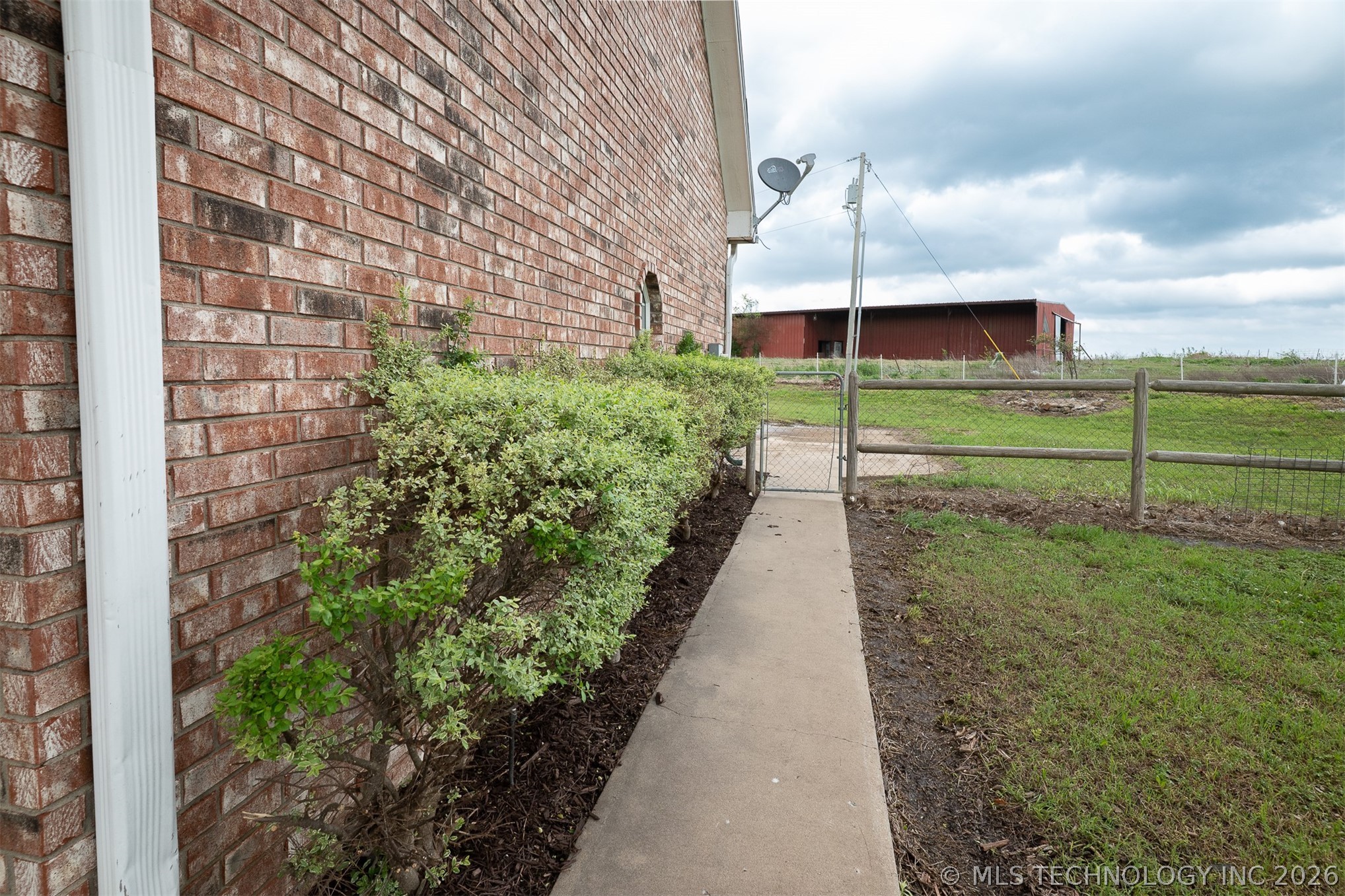 437703 E 340 Road Property Photo 75