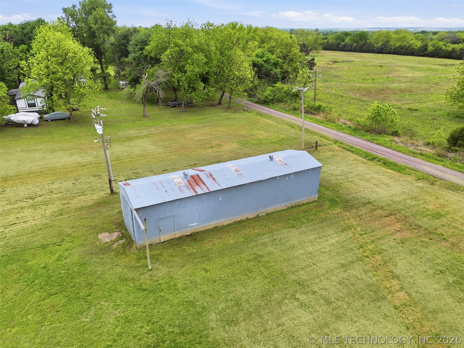 235 S Main Street Property Photo 8