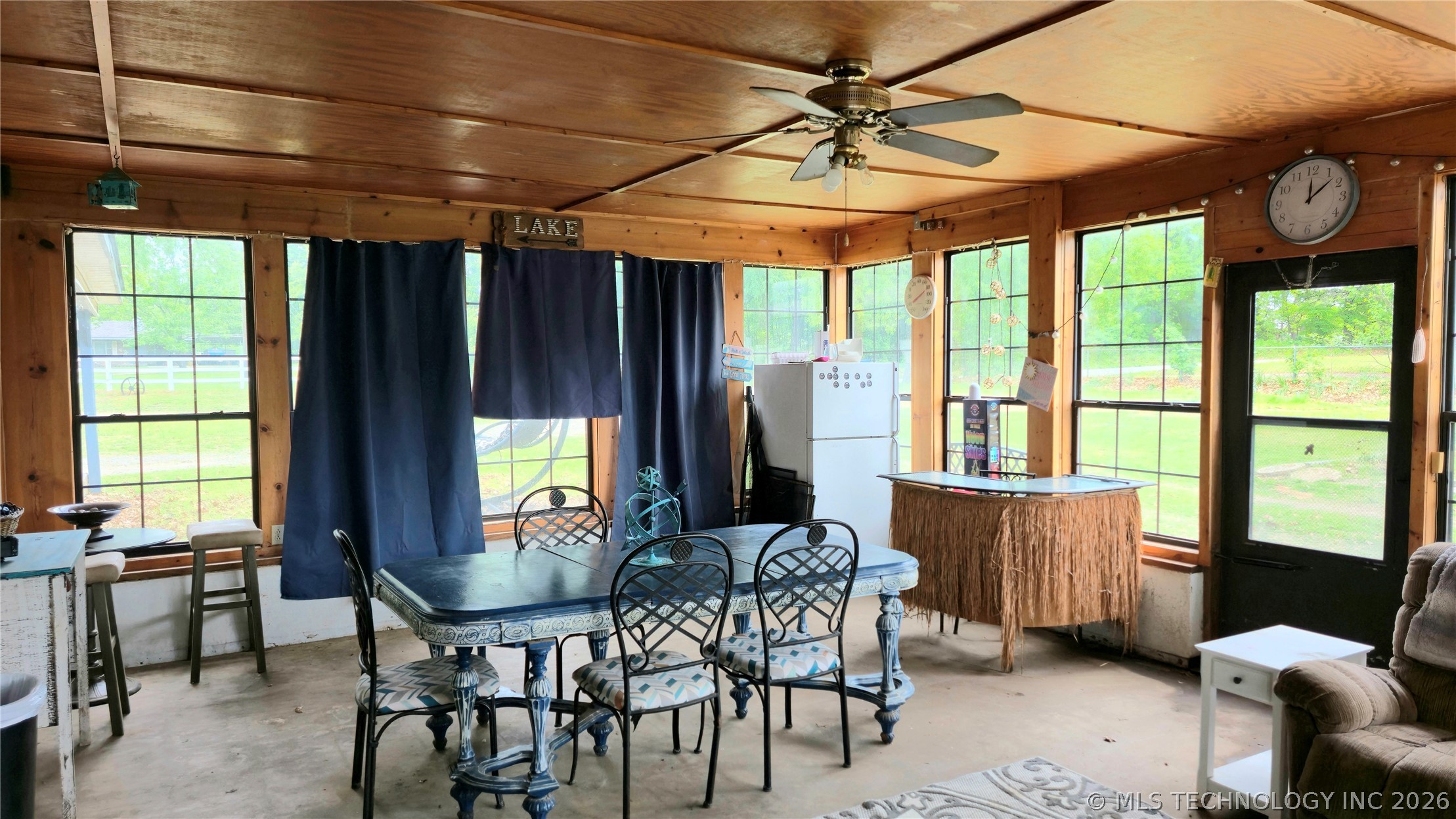 417566 E 1140 Road Property Photo 7