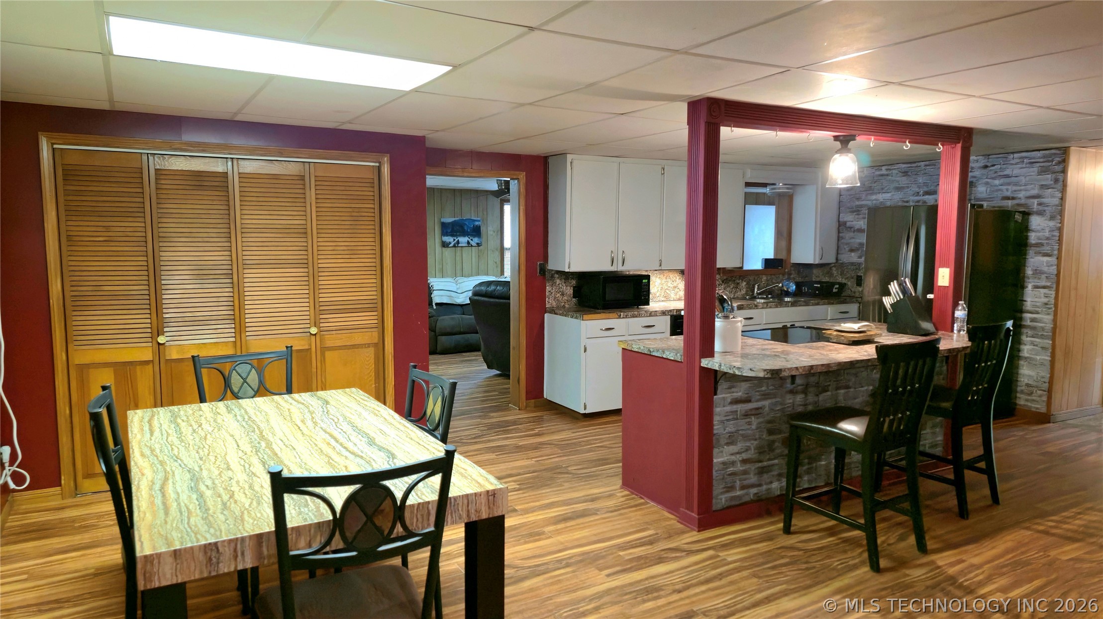 417566 E 1140 Road Property Photo 12