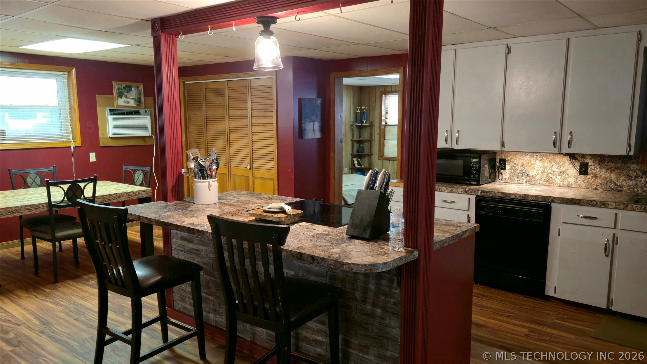 417566 E 1140 Road Property Photo 18