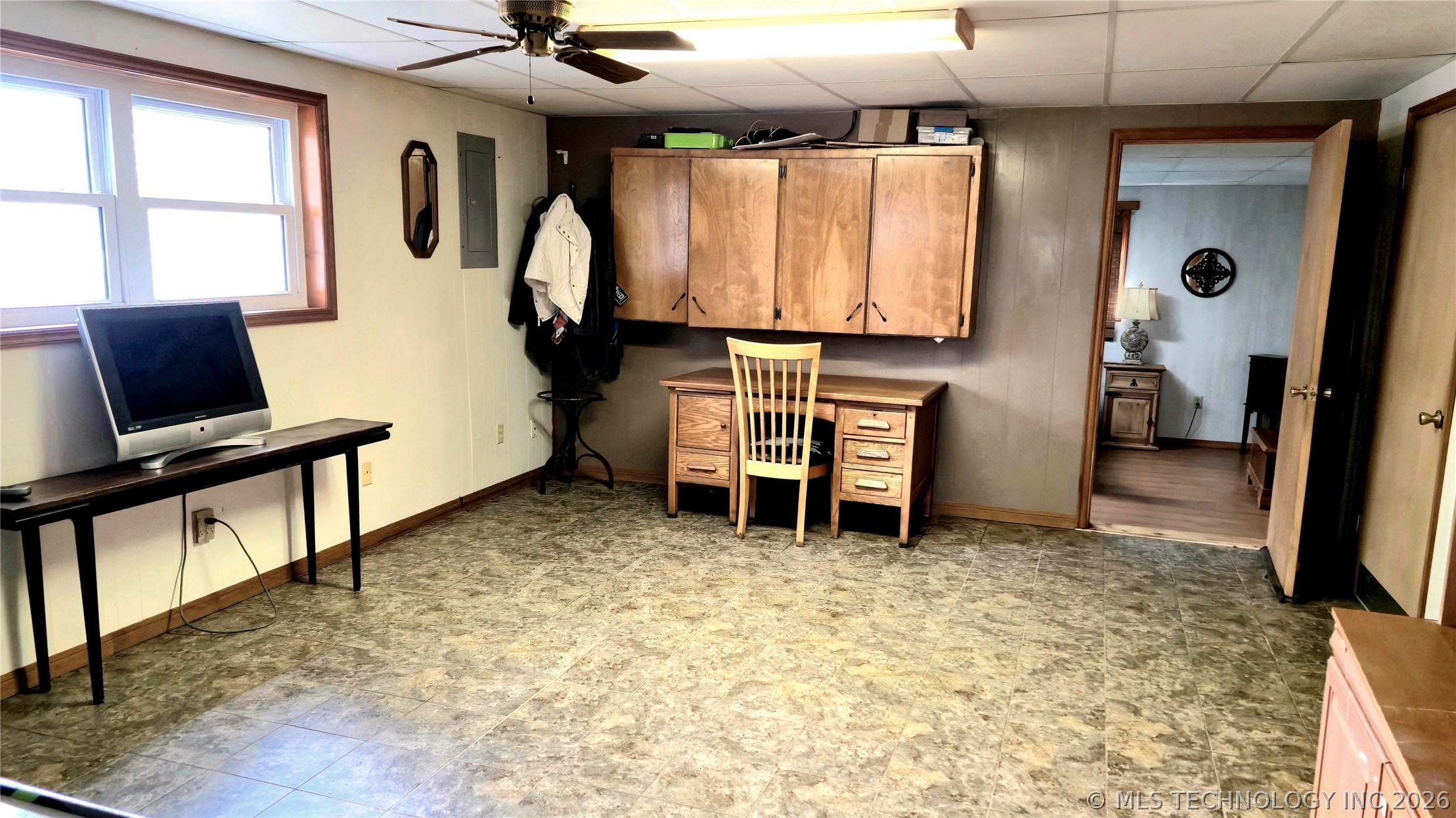 417566 E 1140 Road Property Photo 26