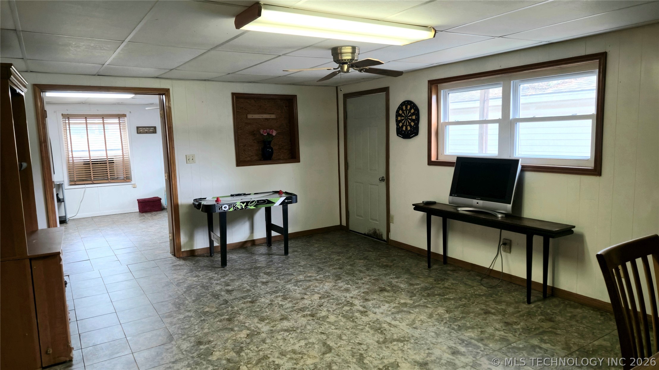 417566 E 1140 Road Property Photo 28
