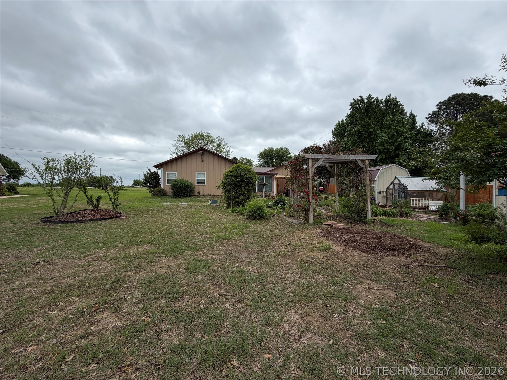 807 S Ross Avenue Property Photo 21