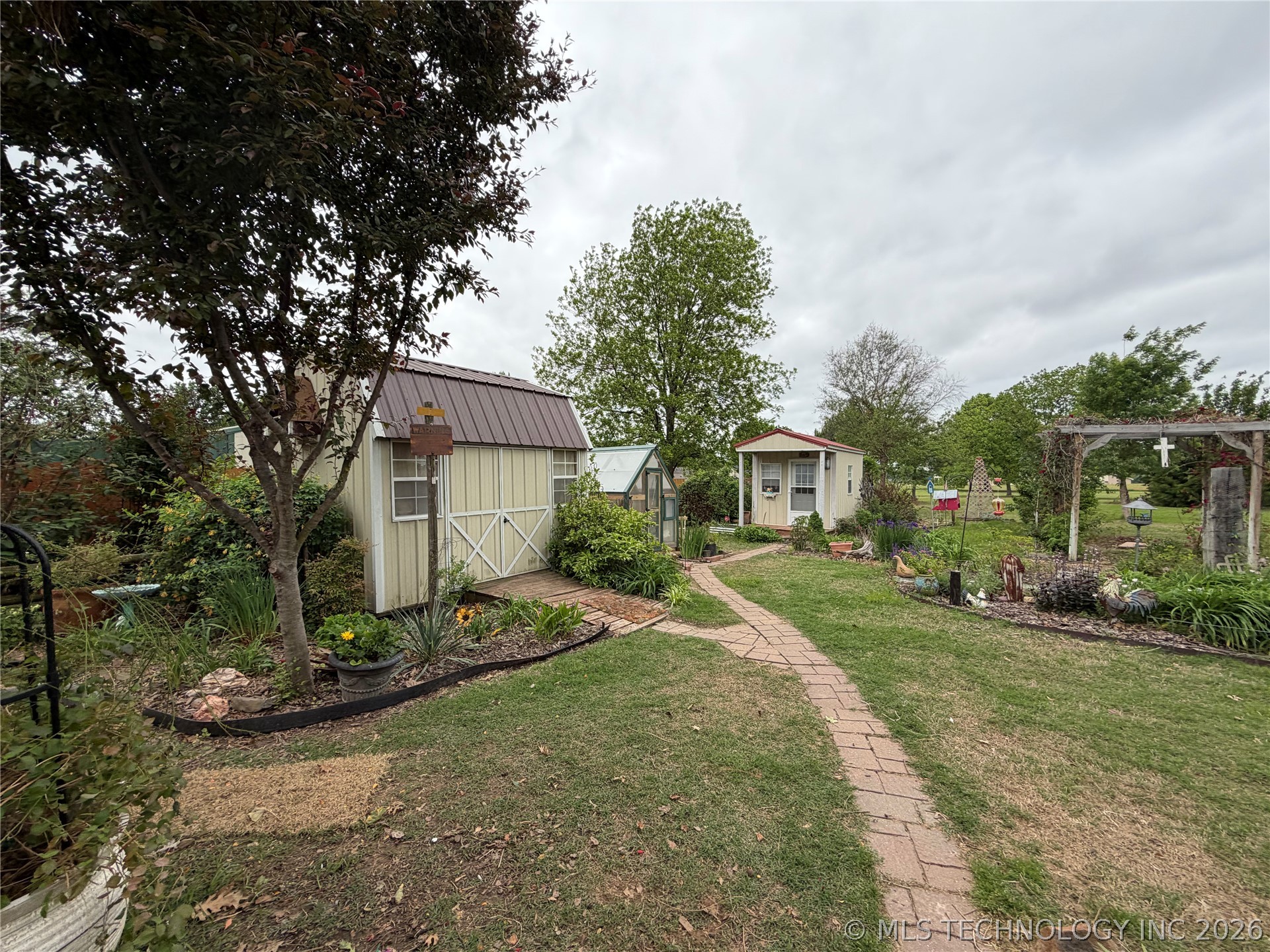 807 S Ross Avenue Property Photo 22