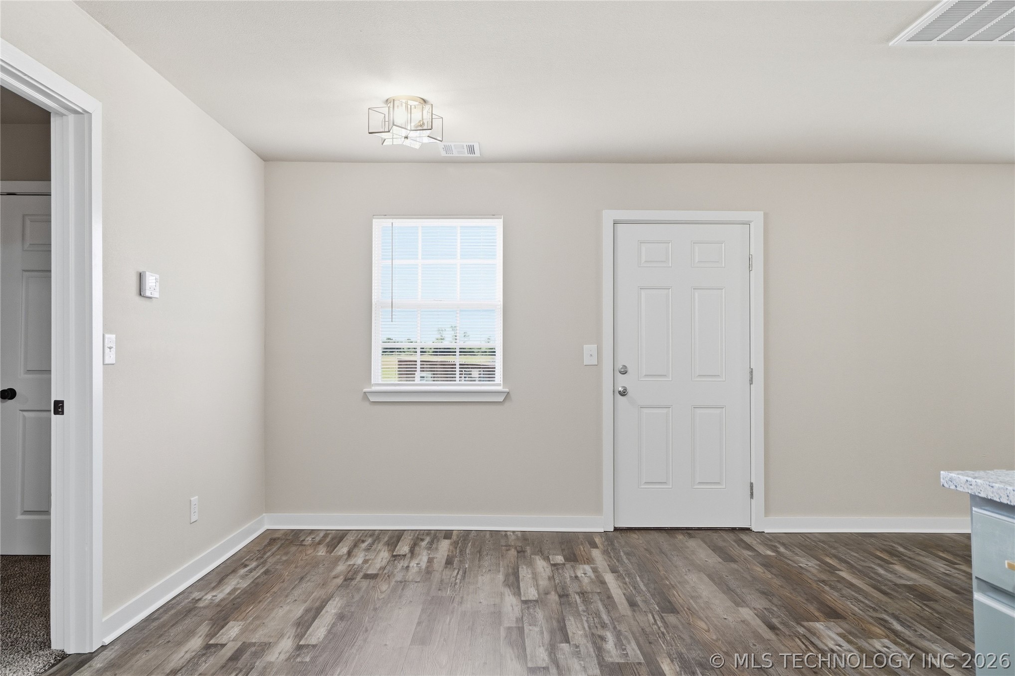 102 W Ruth Street Property Photo 11
