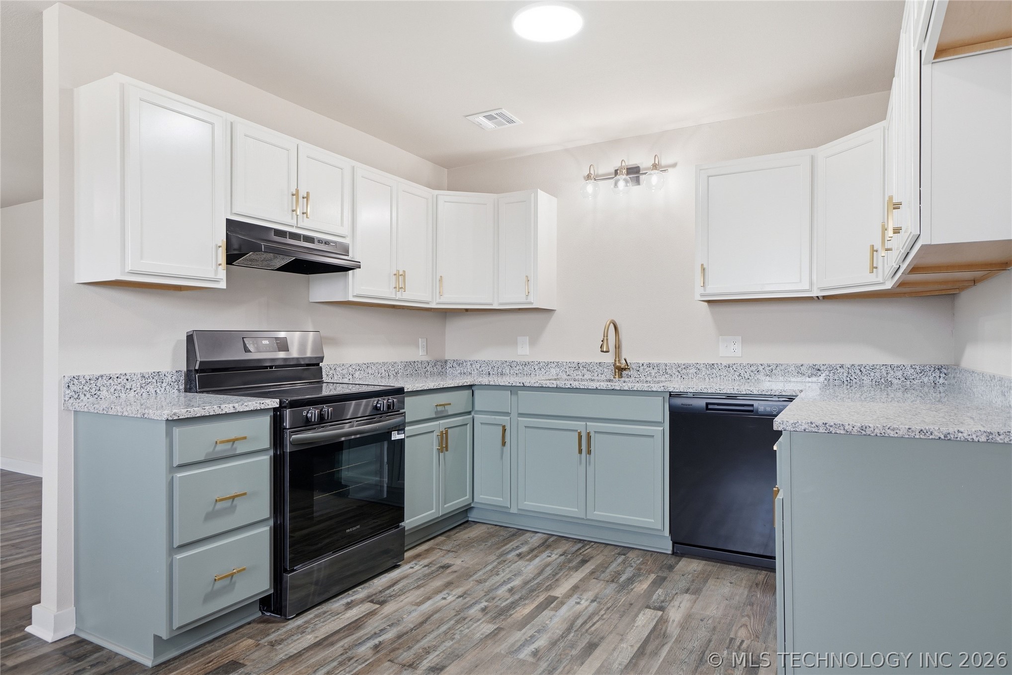 102 W Ruth Street Property Photo 16
