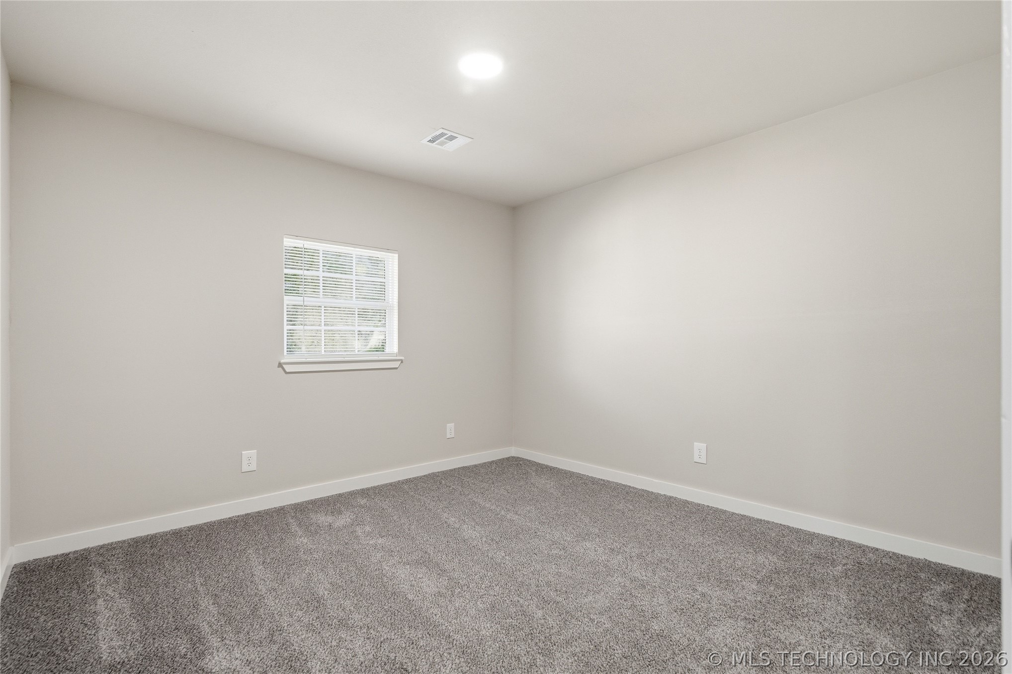 102 W Ruth Street Property Photo 31