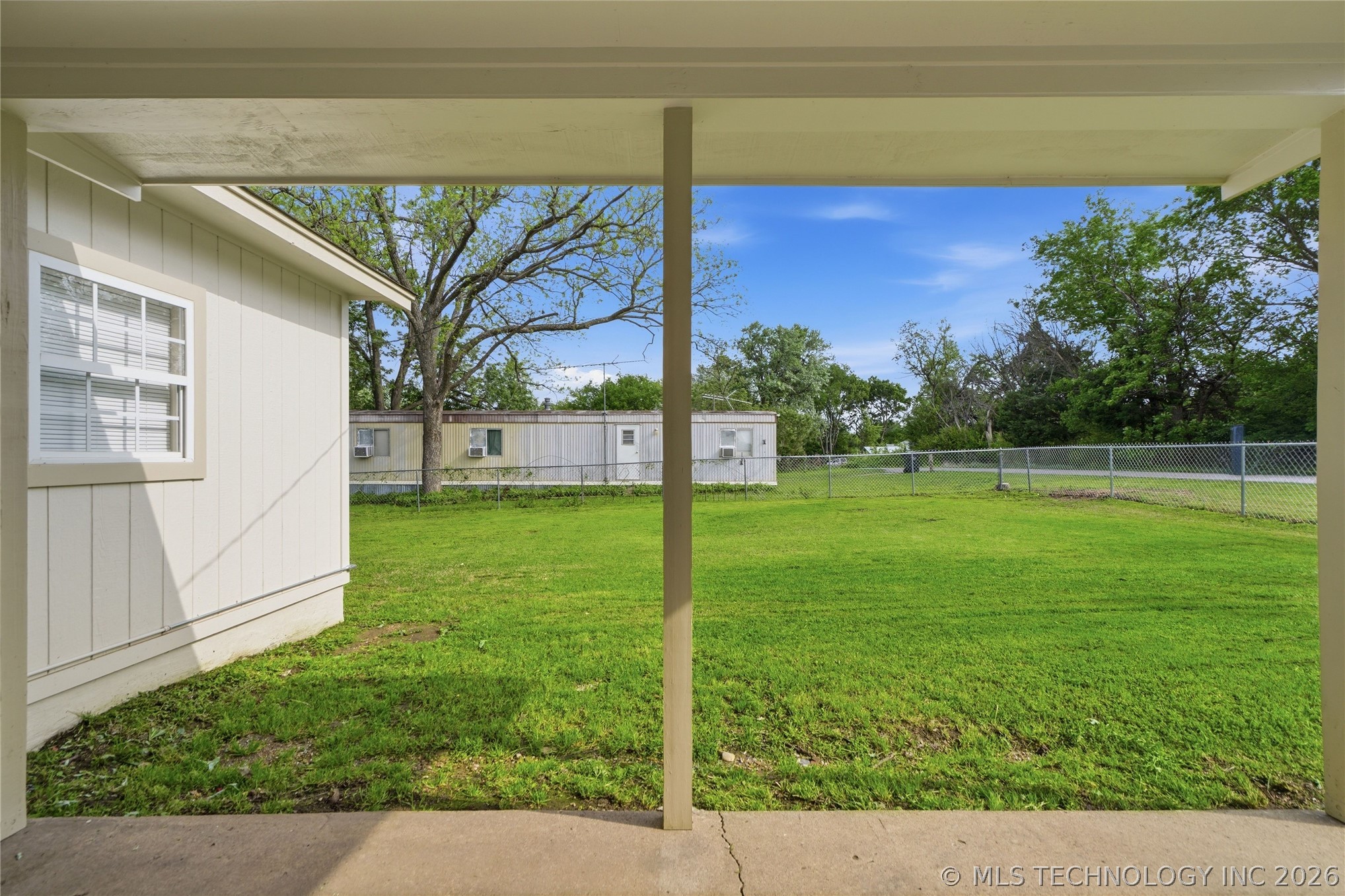 102 W Ruth Street Property Photo 38