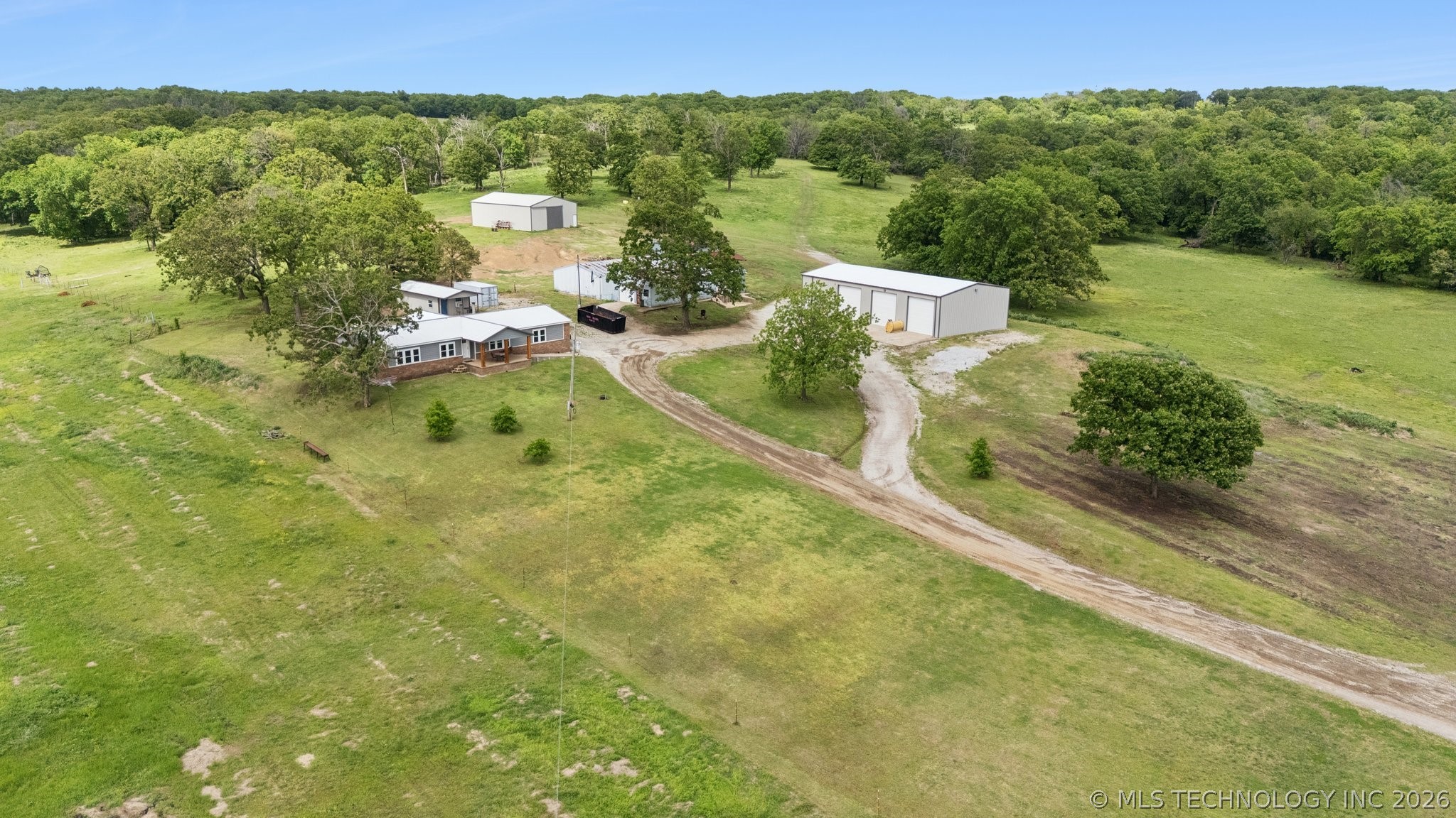 25297 E 310 Road Property Photo 2