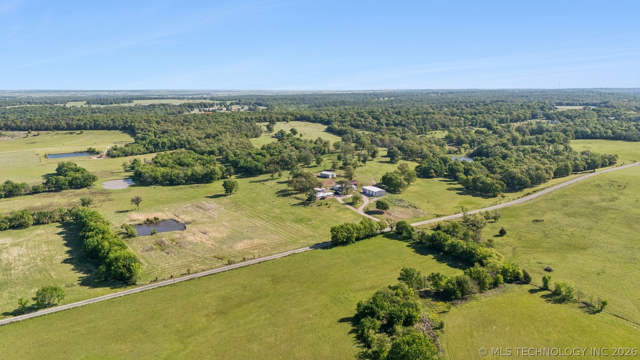 25297 E 310 Road Property Photo 5