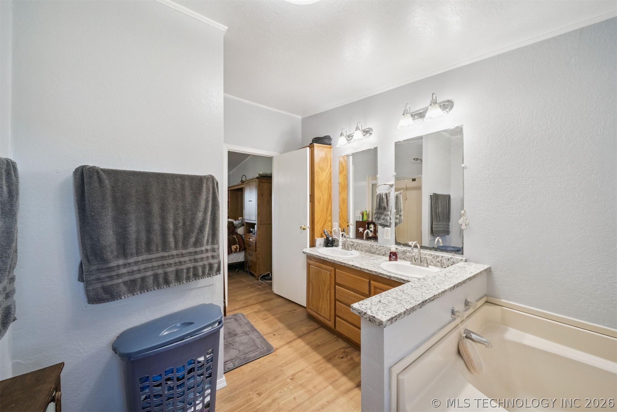 25297 E 310 Road Property Photo 25