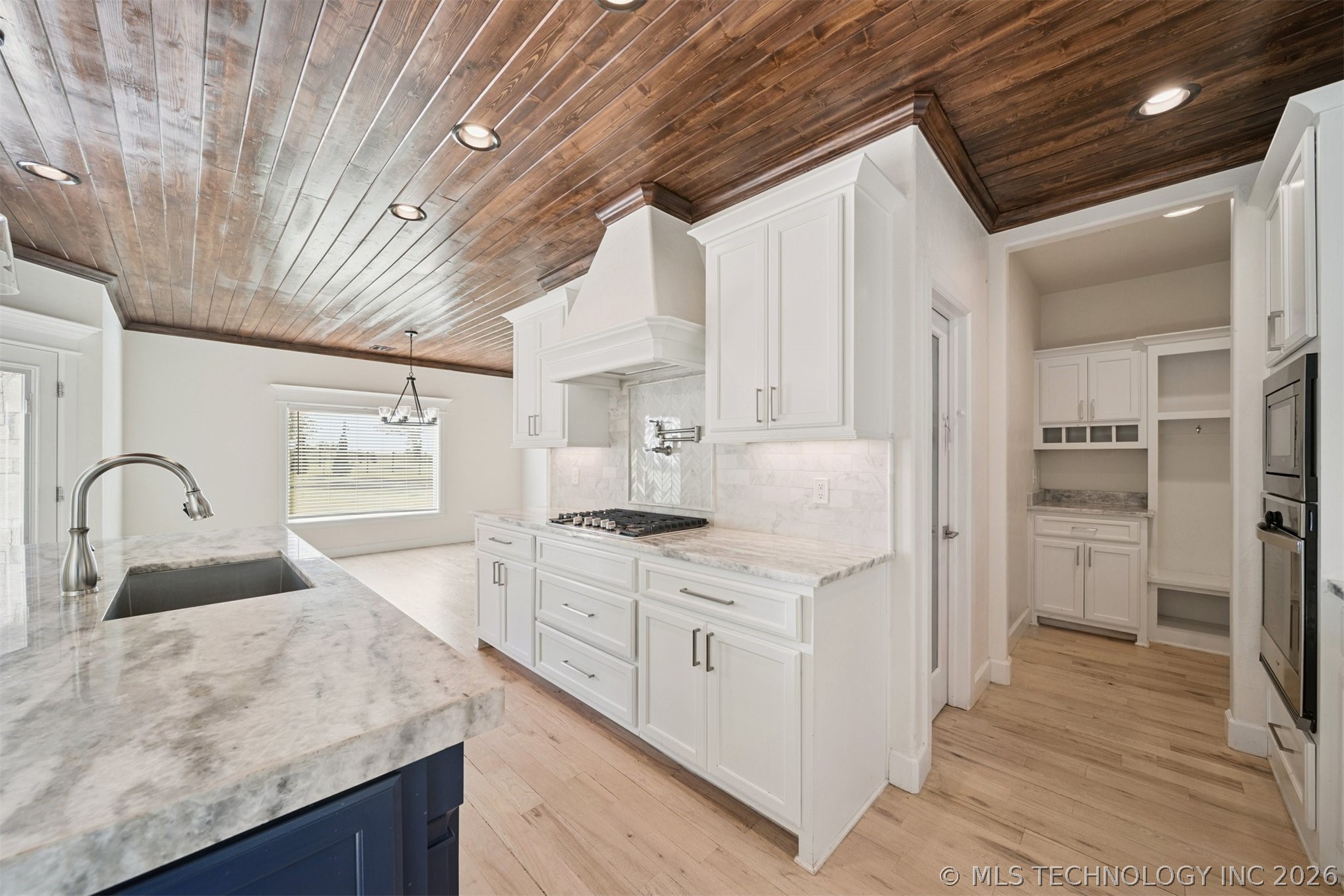 6131 N Creekwood Drive Property Photo 15