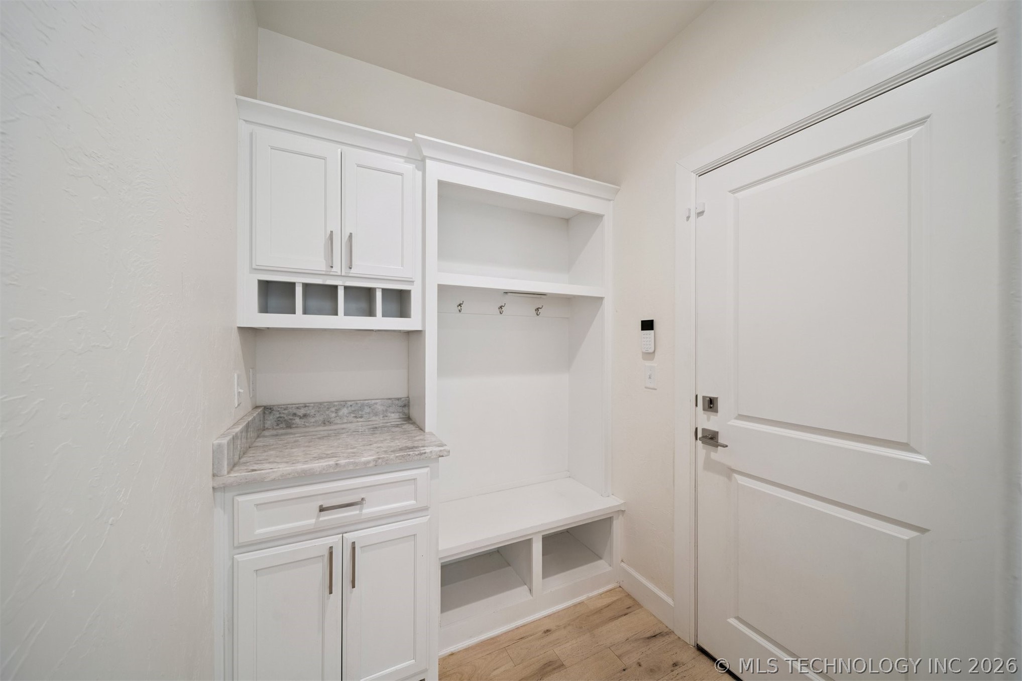 6131 N Creekwood Drive Property Photo 19