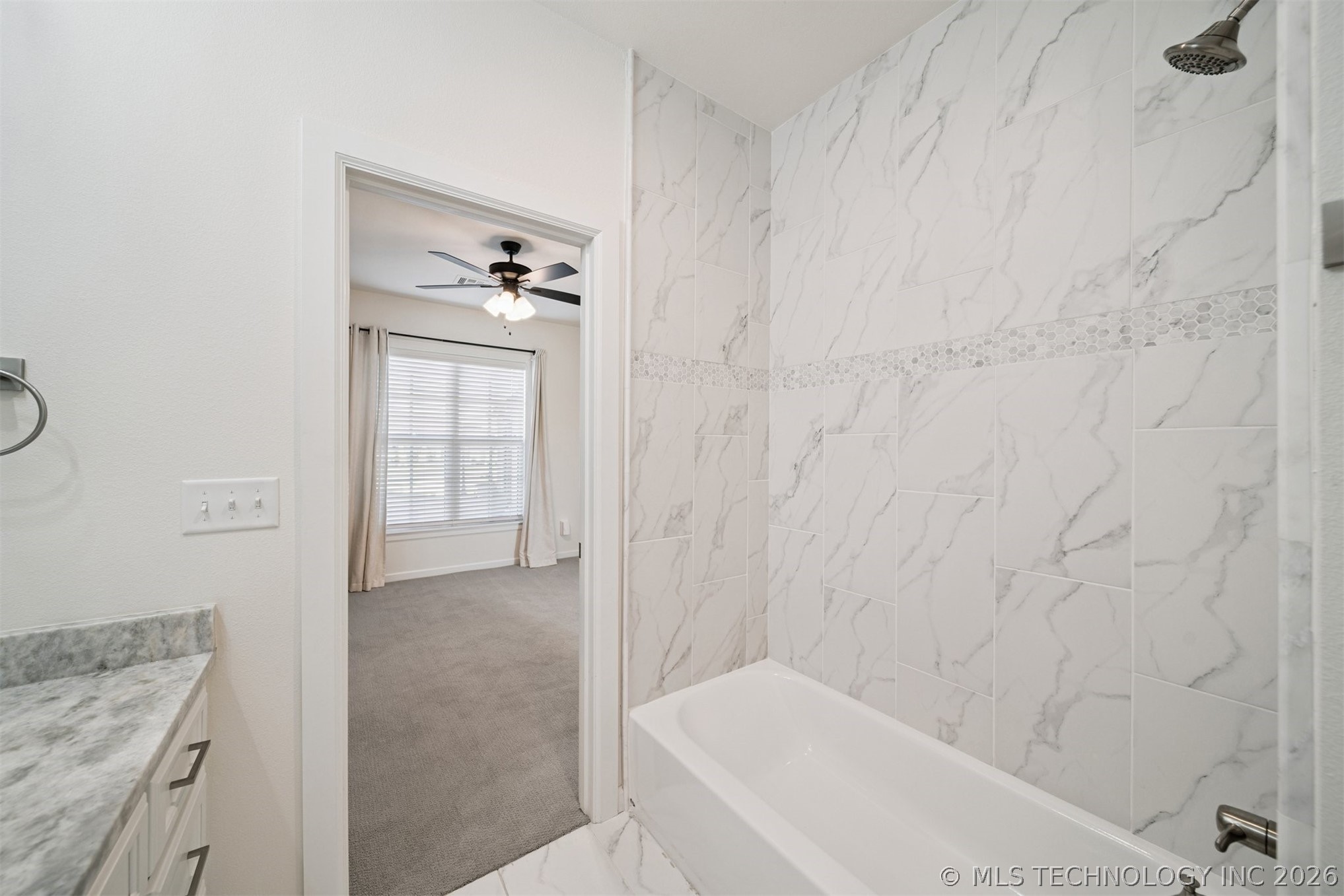 6131 N Creekwood Drive Property Photo 39