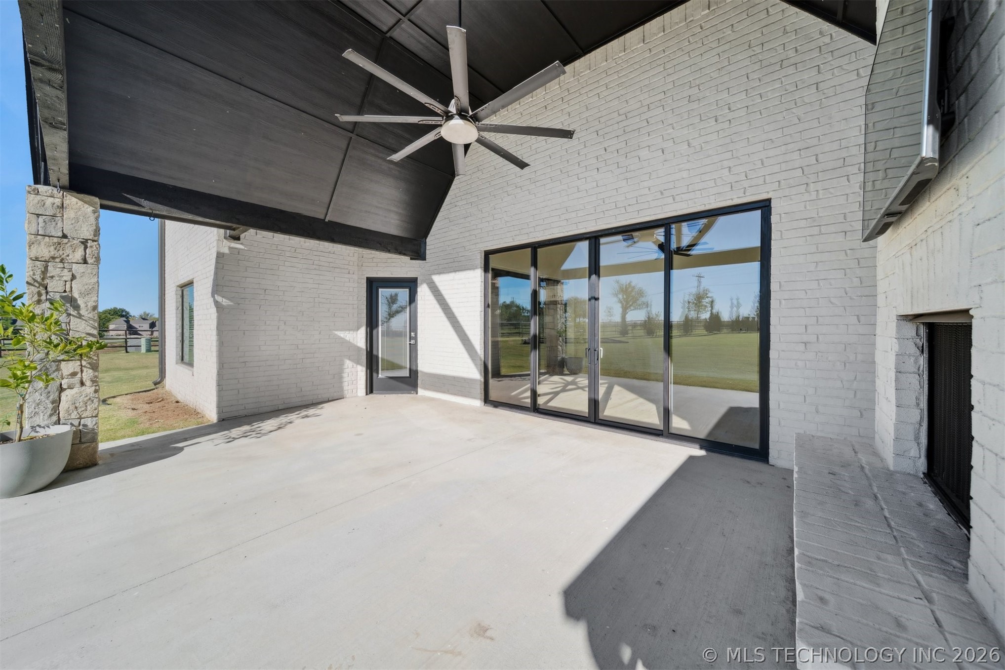 6131 N Creekwood Drive Property Photo 55