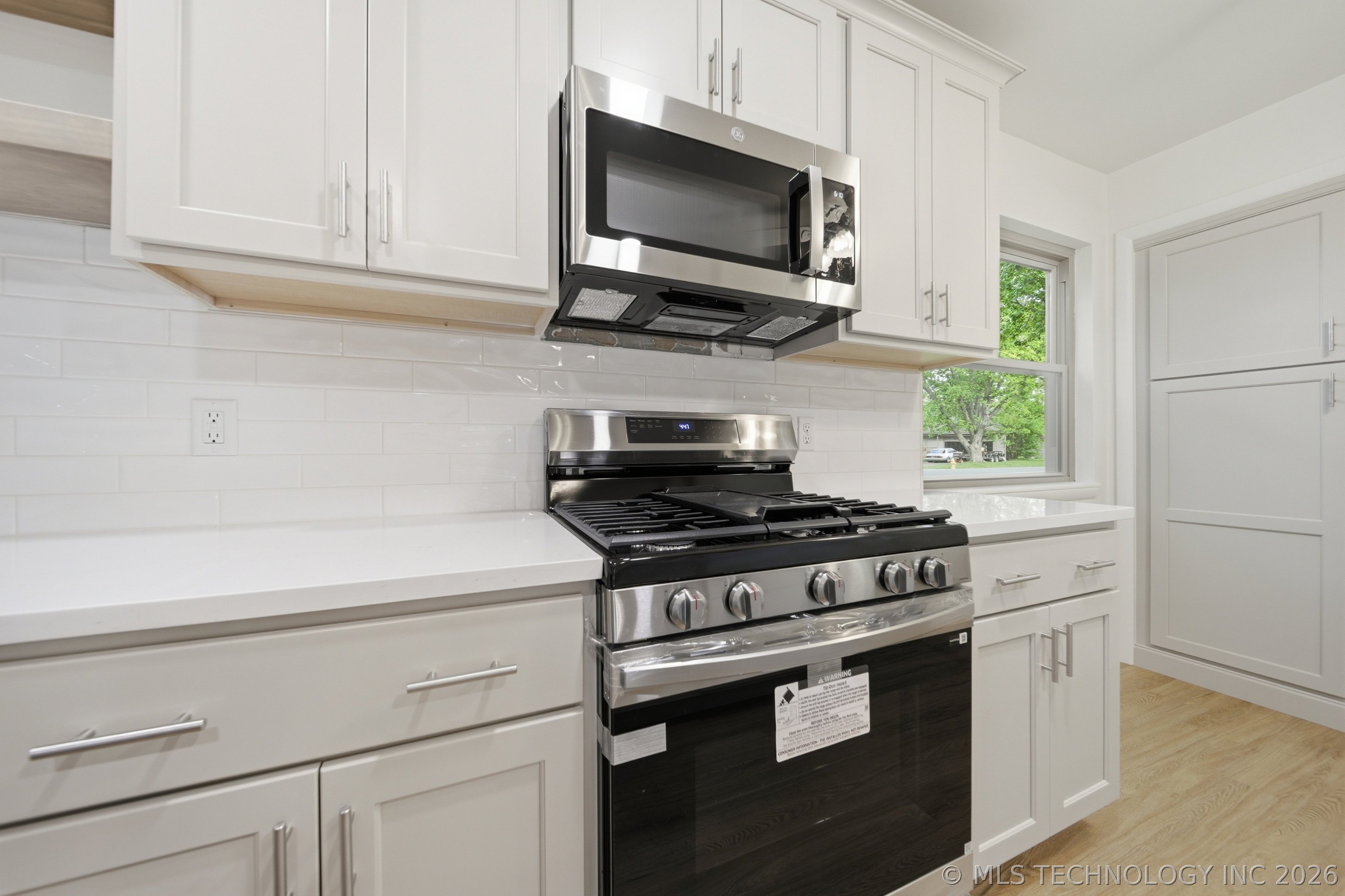 1007 W D Street Property Photo 11