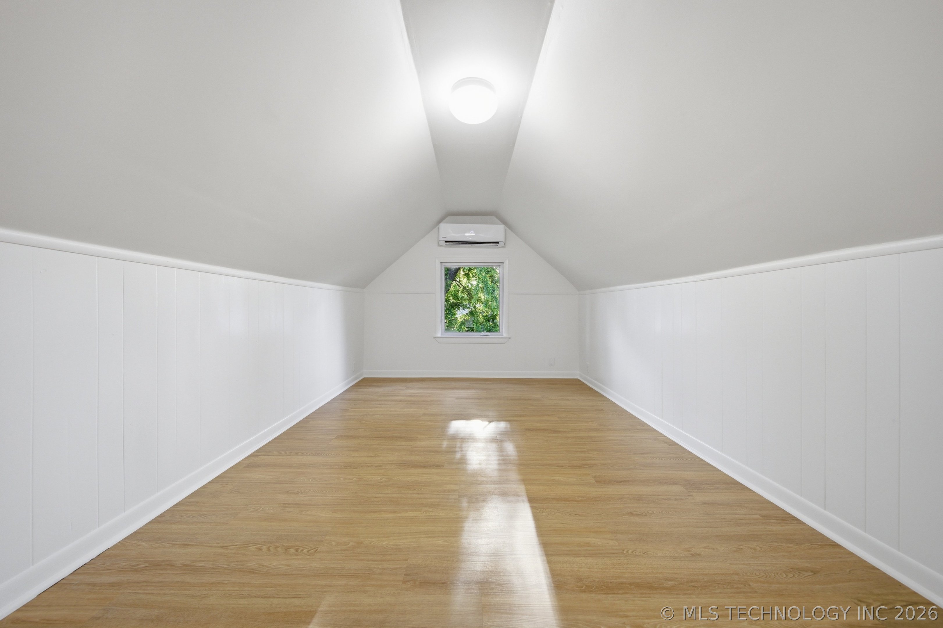 1007 W D Street Property Photo 22