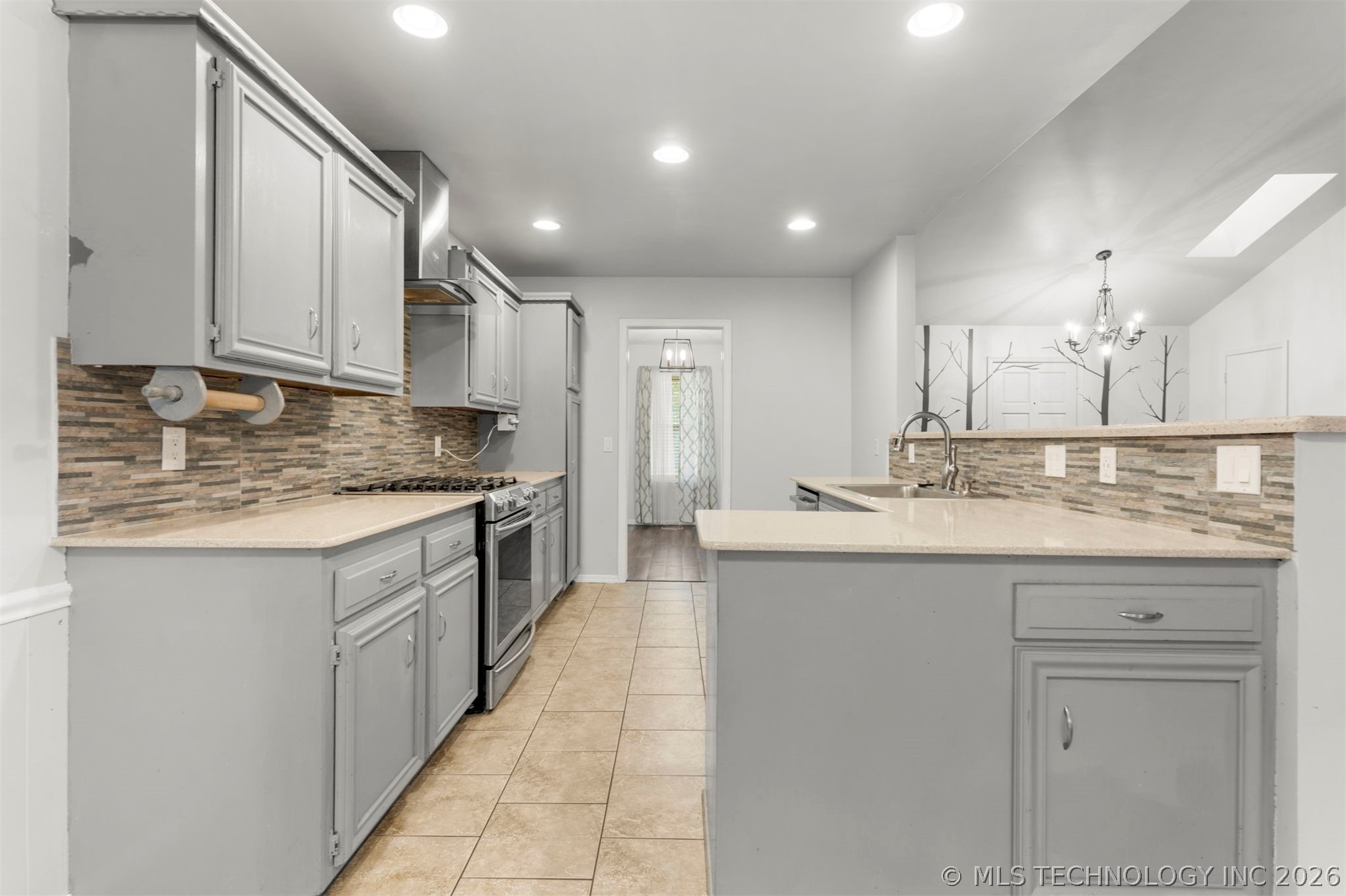 6715 E 95th Street Property Photo 13