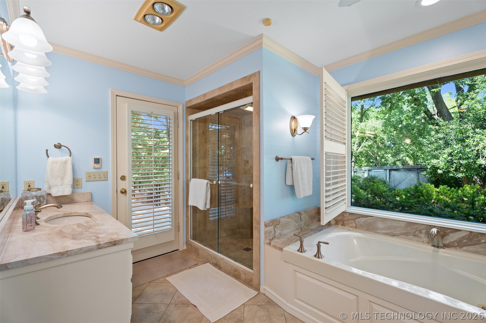 2224 Stonewall Drive Property Photo 17