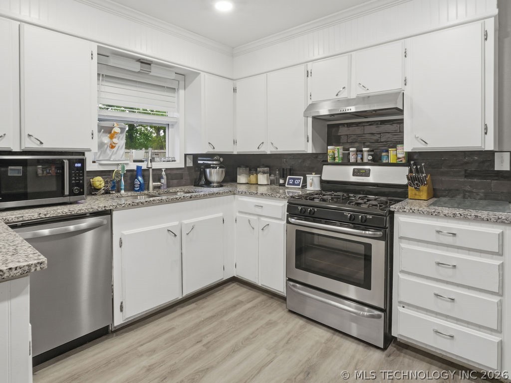 674 S Ethan Allen Drive Property Photo 8