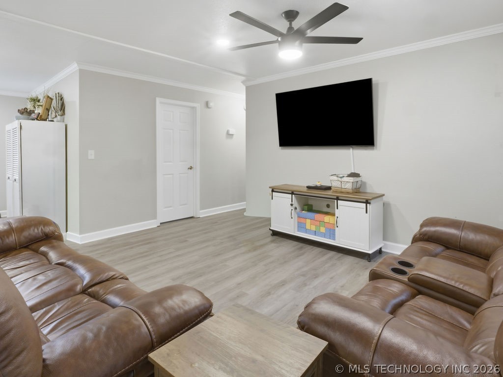 674 S Ethan Allen Drive Property Photo 10