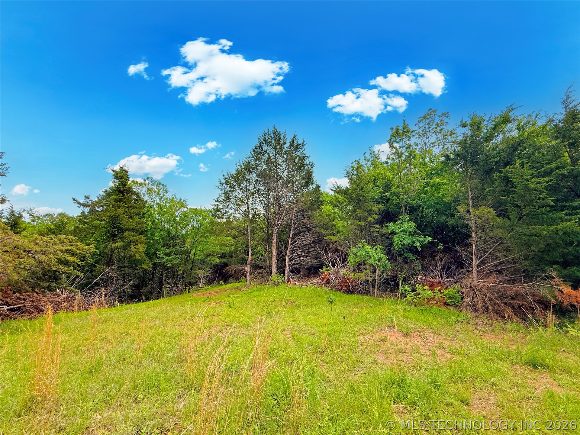 46 Lakeside Circle Property Photo 1