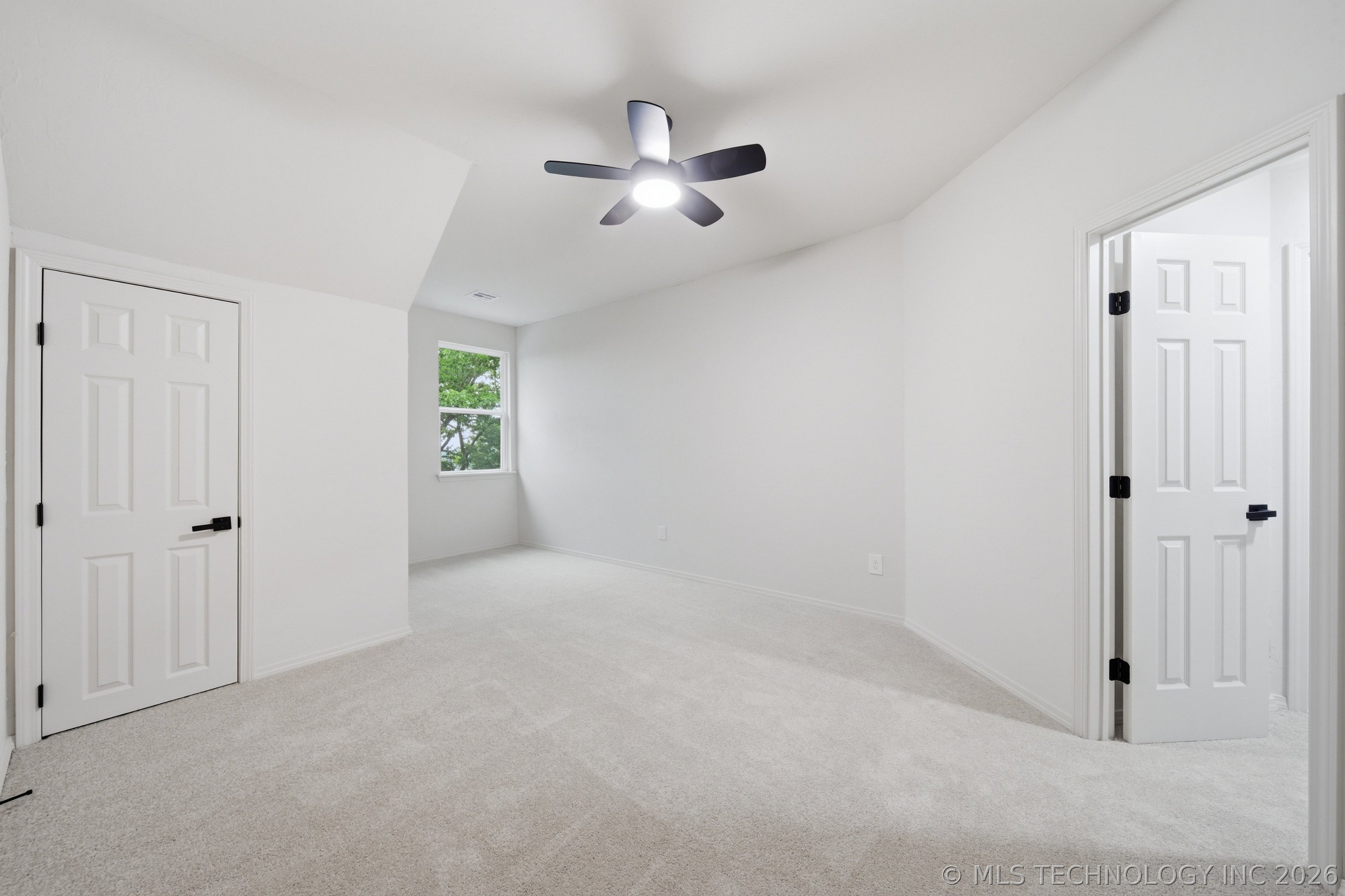 11959 S 18th Street Property Photo 21