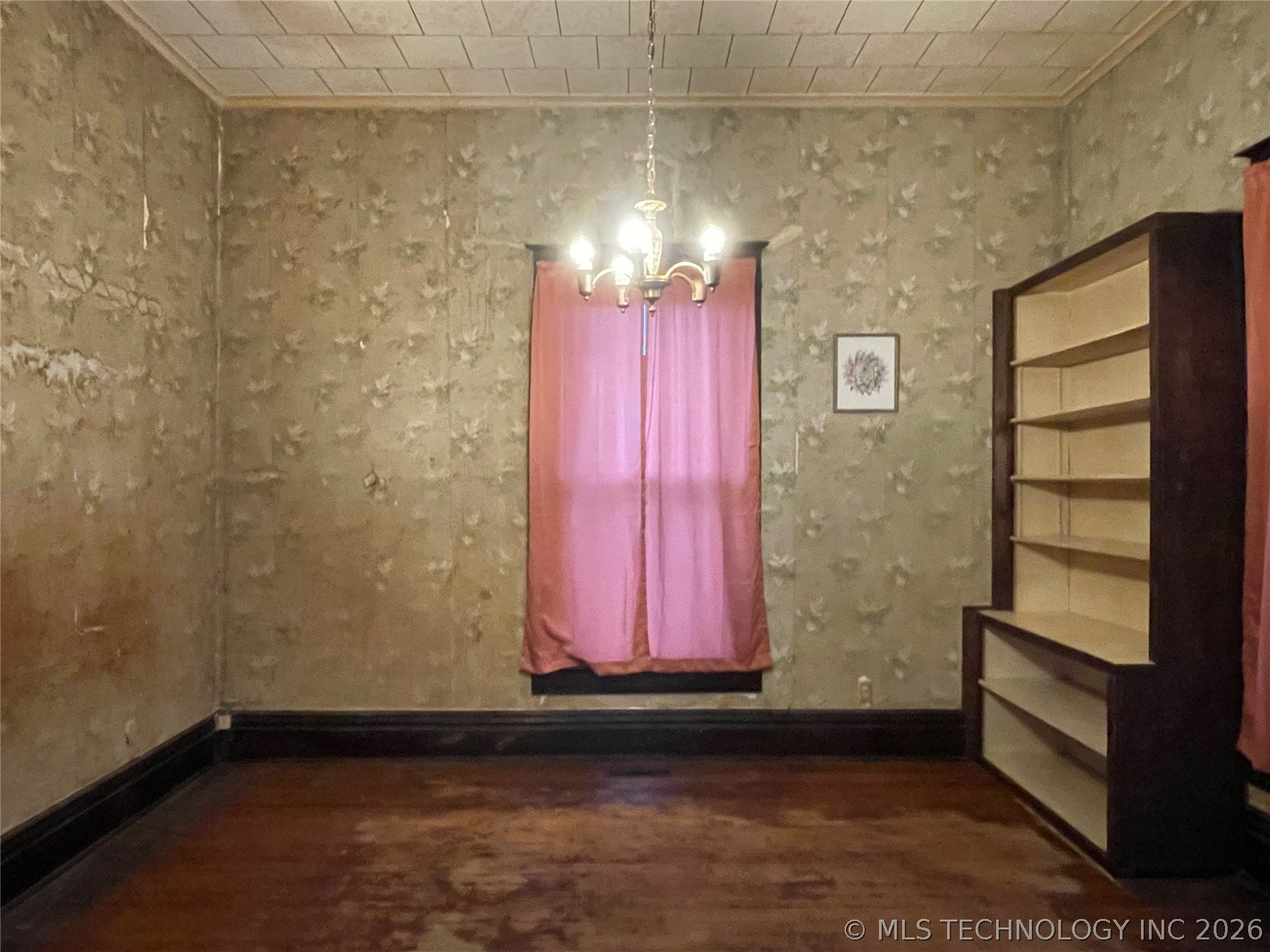 1110 Boston Street Property Photo 7