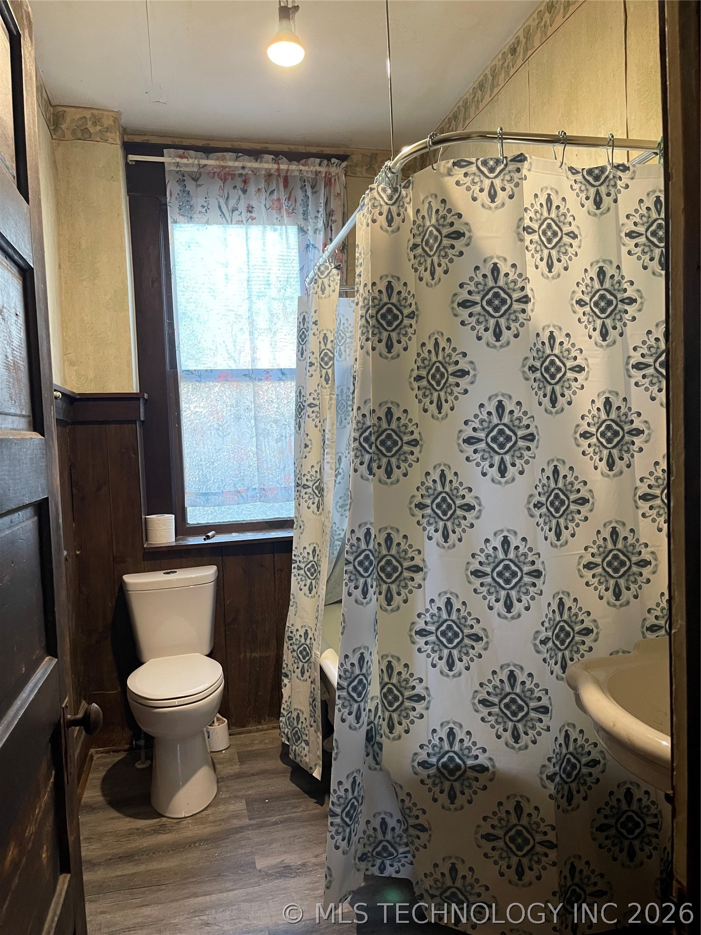 1110 Boston Street Property Photo 32