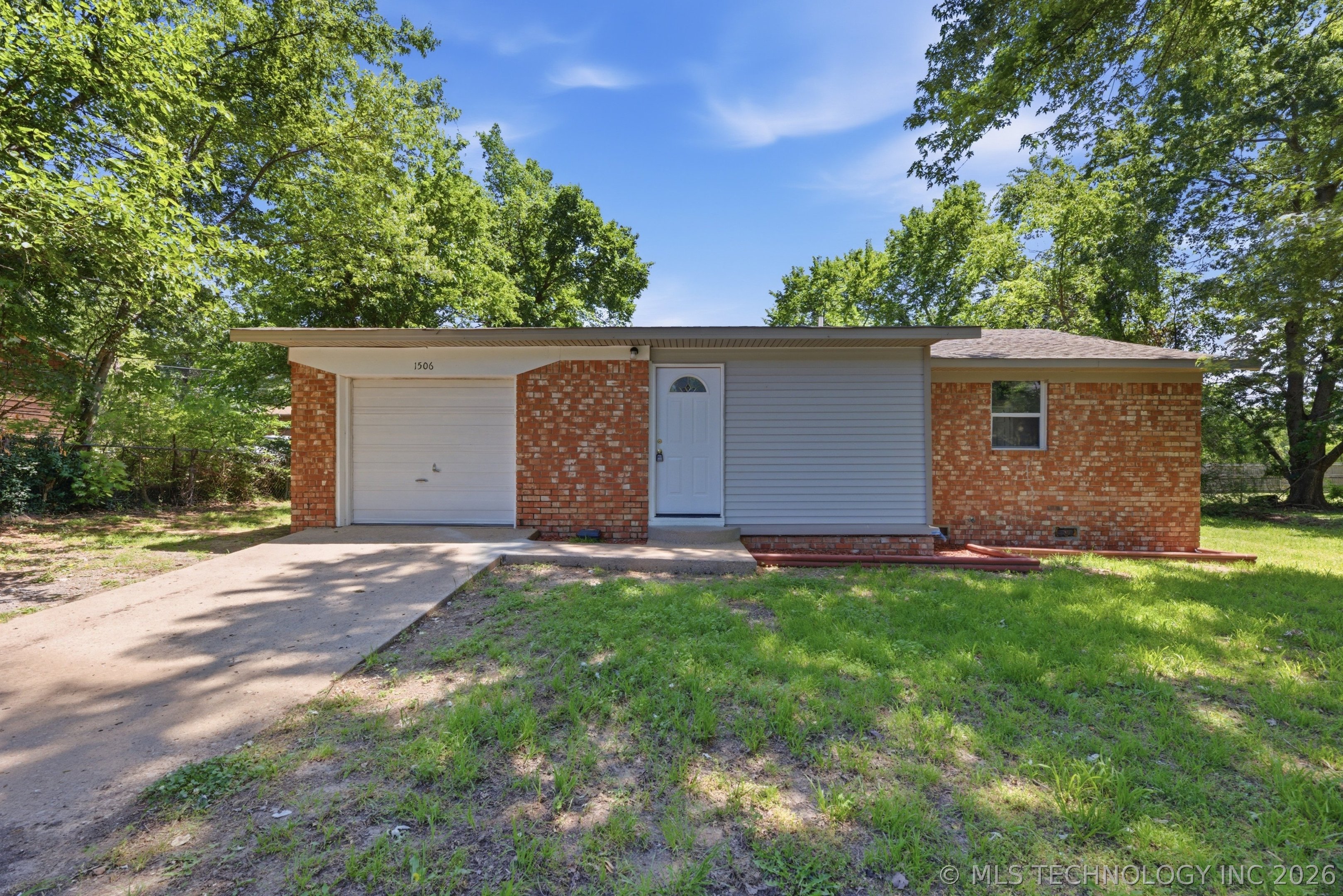 1506 Clayton Drive Property Photo 1