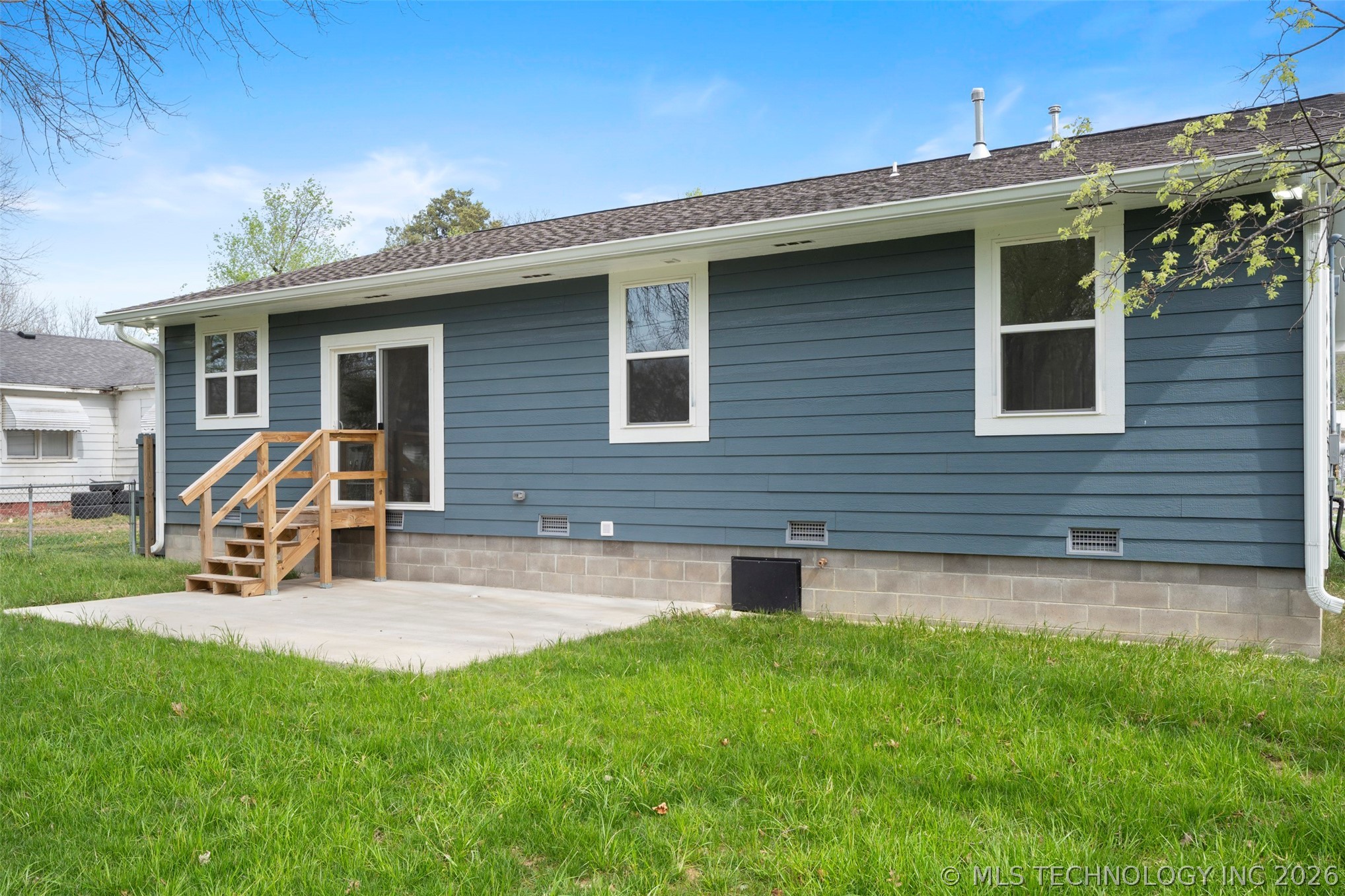 517 W Clyde Avenue Property Photo 34