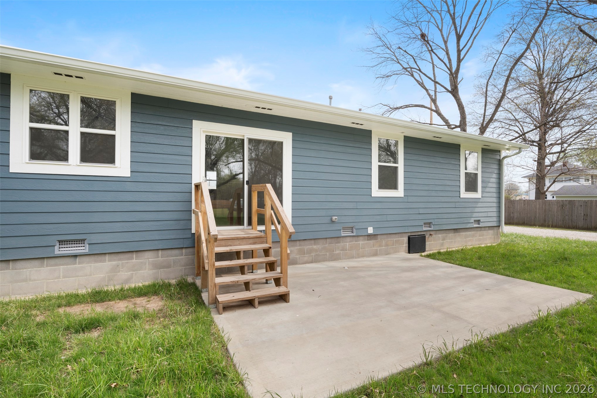 517 W Clyde Avenue Property Photo 35