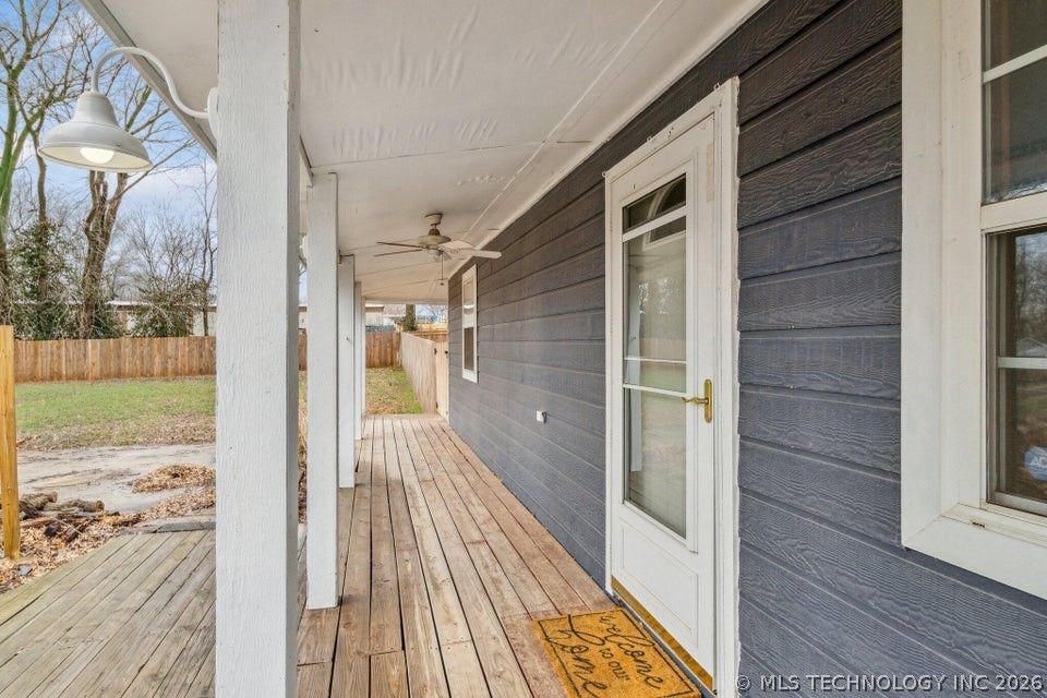396 Cherokee Lane Property Photo 5