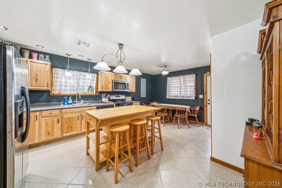396 Cherokee Lane Property Photo 16