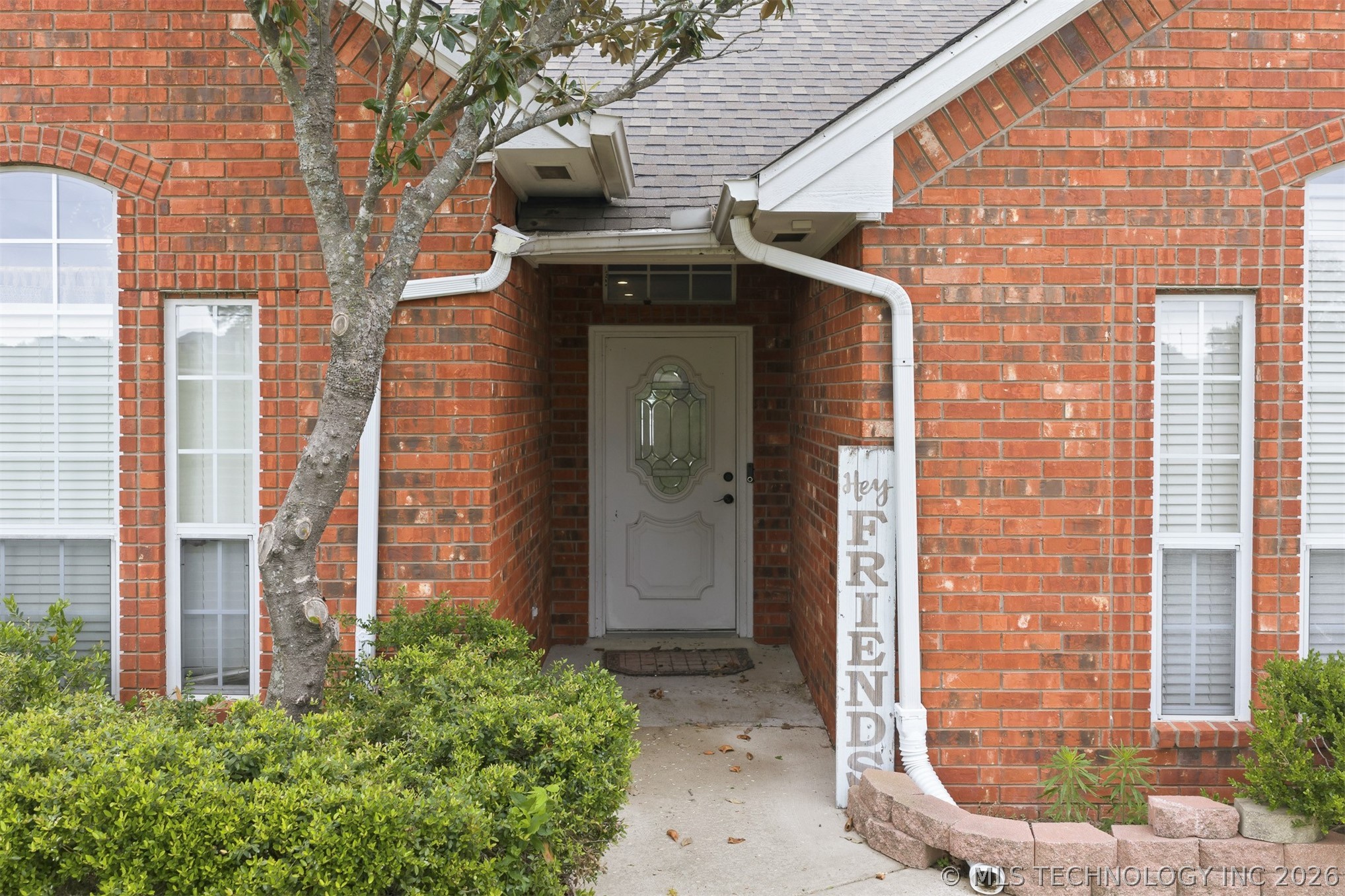 4358 Kings Road Property Photo 2