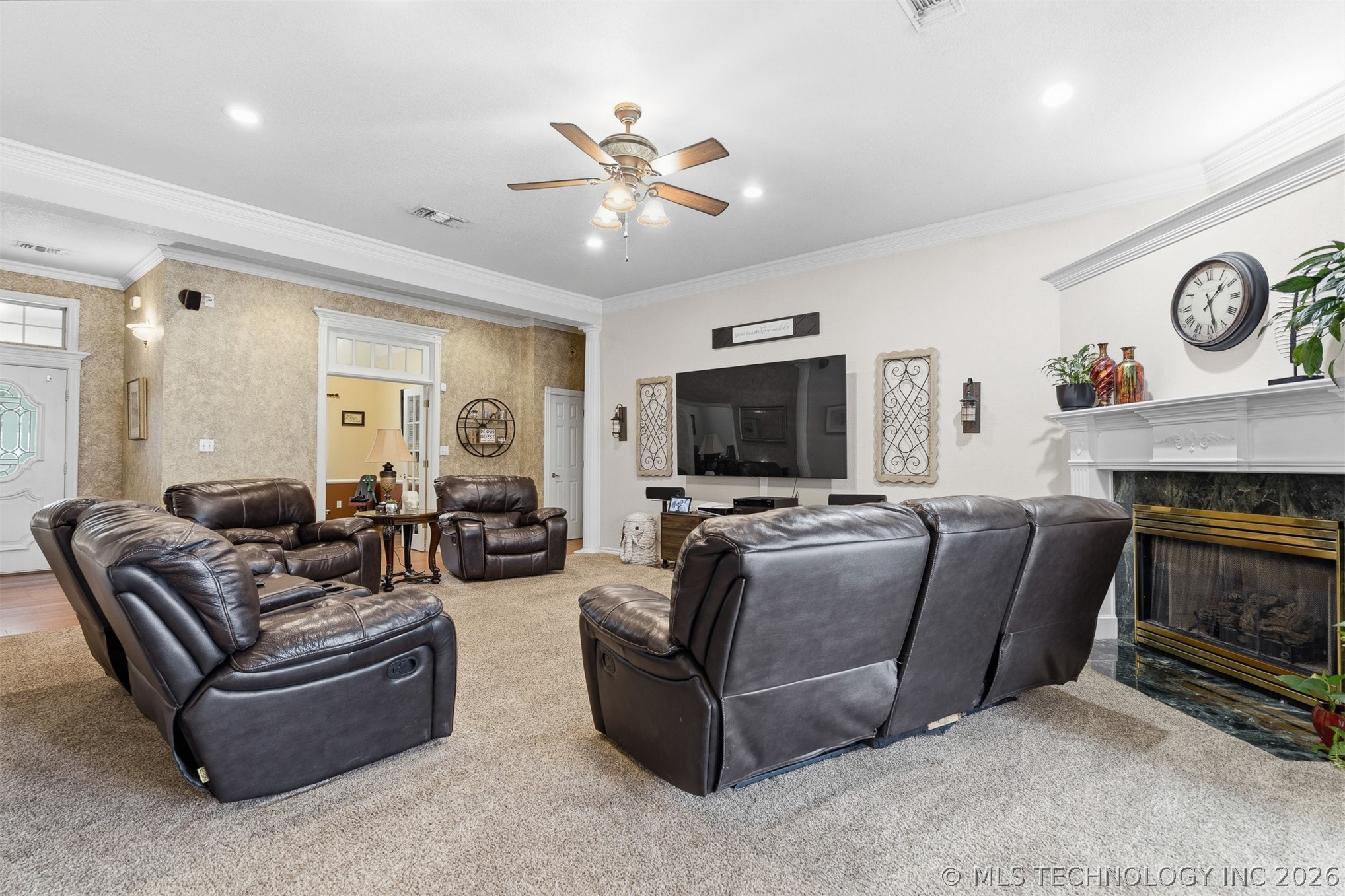 4358 Kings Road Property Photo 5