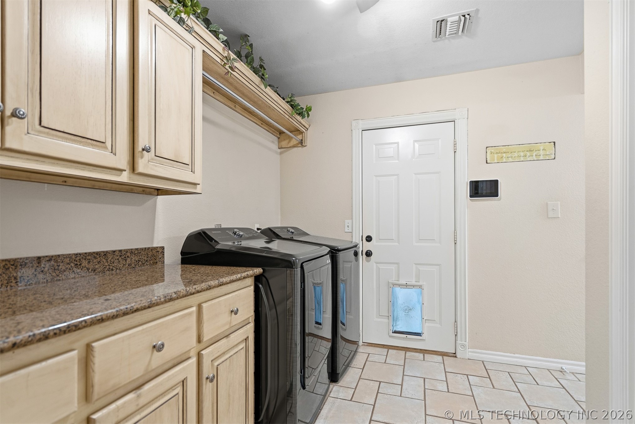 4358 Kings Road Property Photo 37