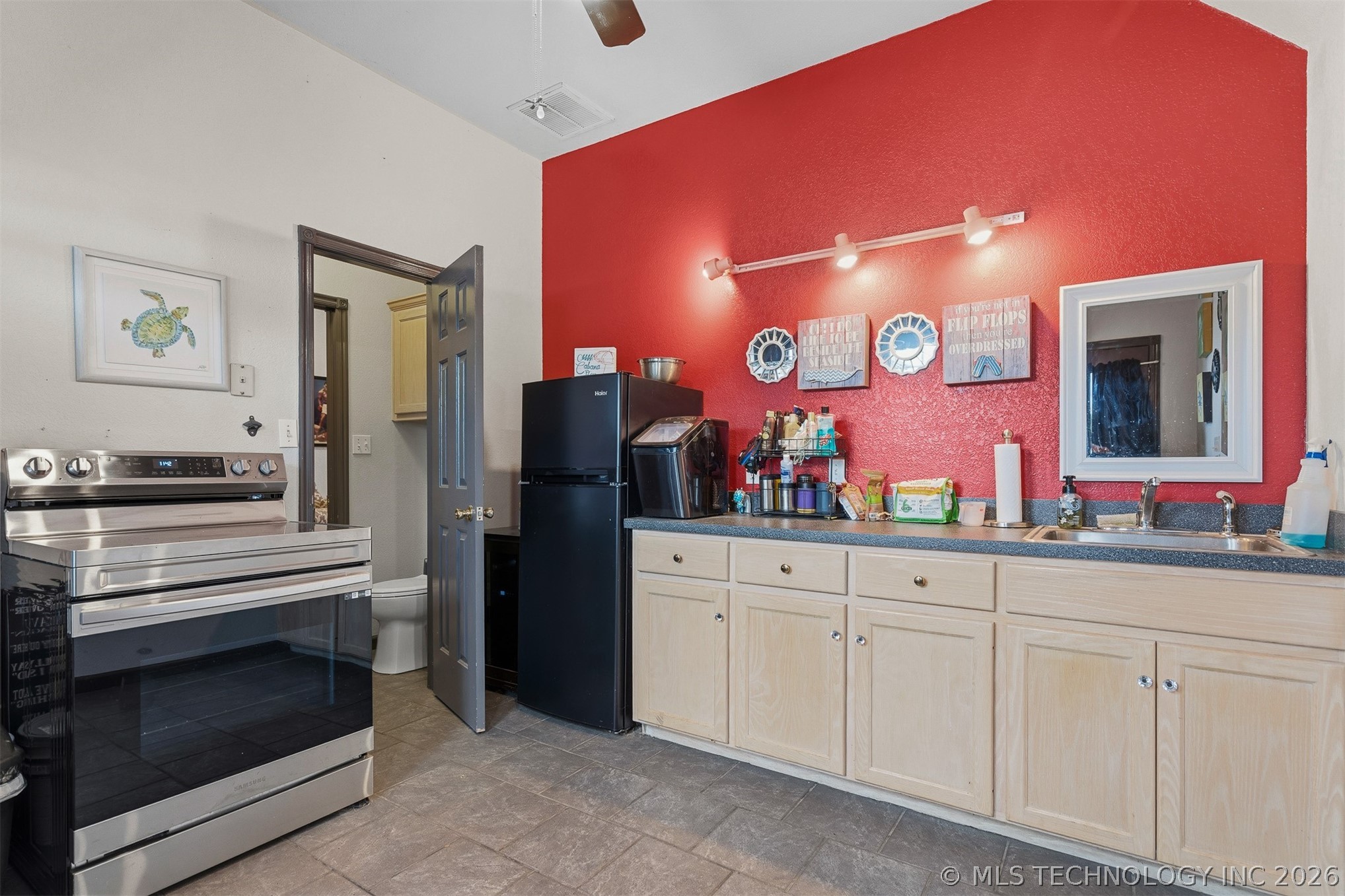 4358 Kings Road Property Photo 42