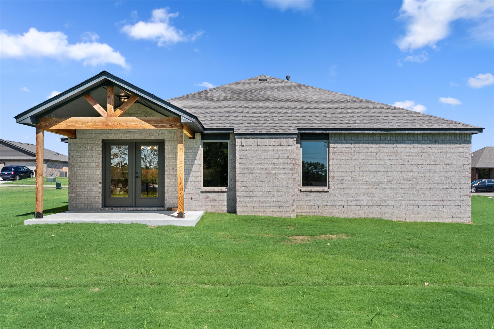 5827 Coldspring Lane Property Photo 1