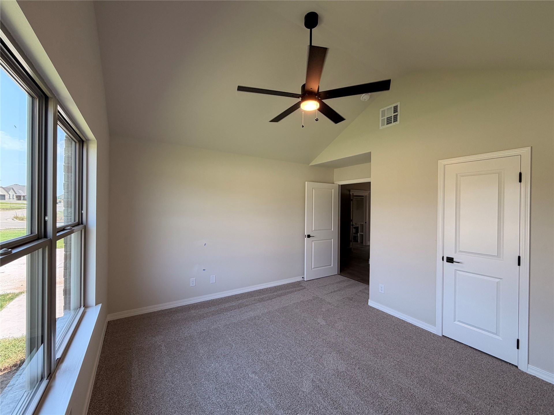 5827 Coldspring Lane Property Photo 29