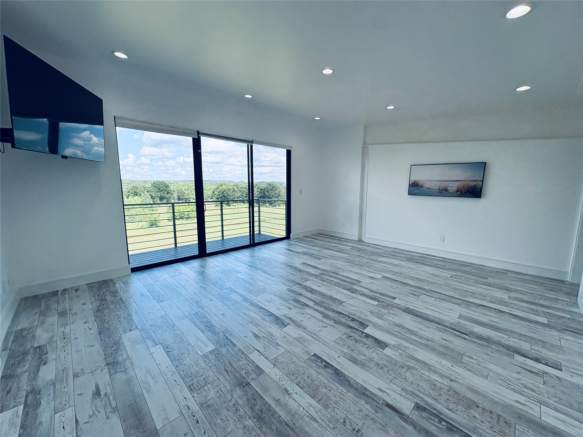 546 Mockingbird Property Photo 35