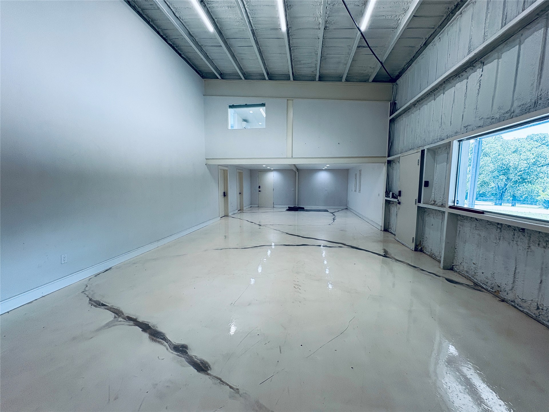 546 Mockingbird Property Photo 44