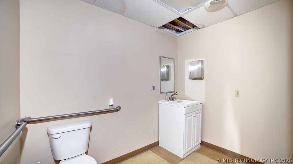 2028 N Main Street Property Photo 15
