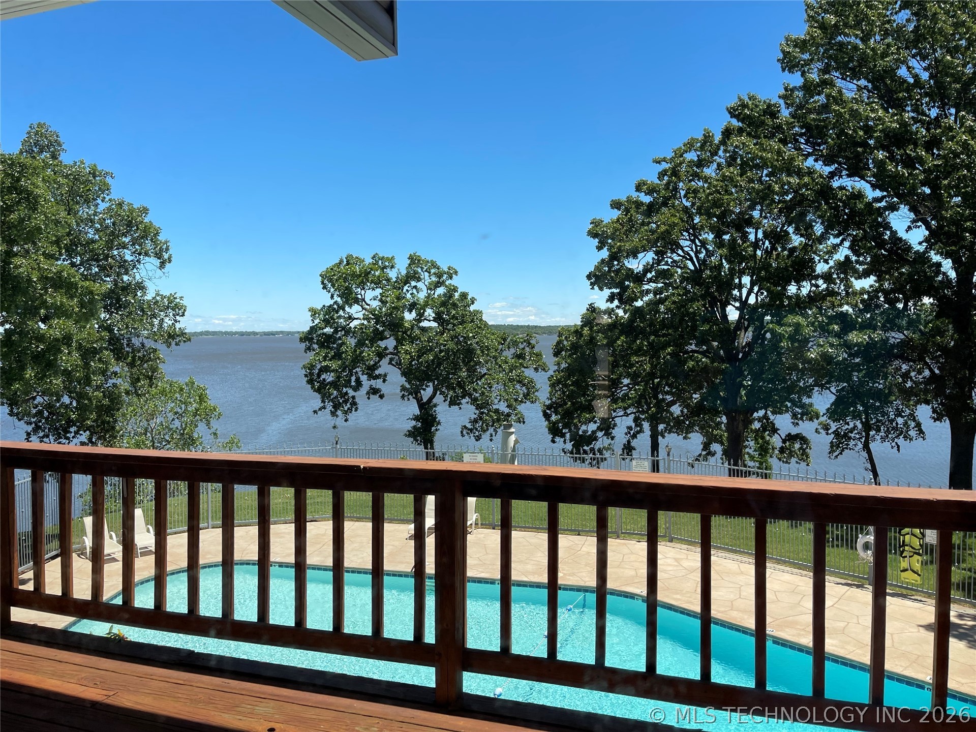 Ross Drive Property Photo 17