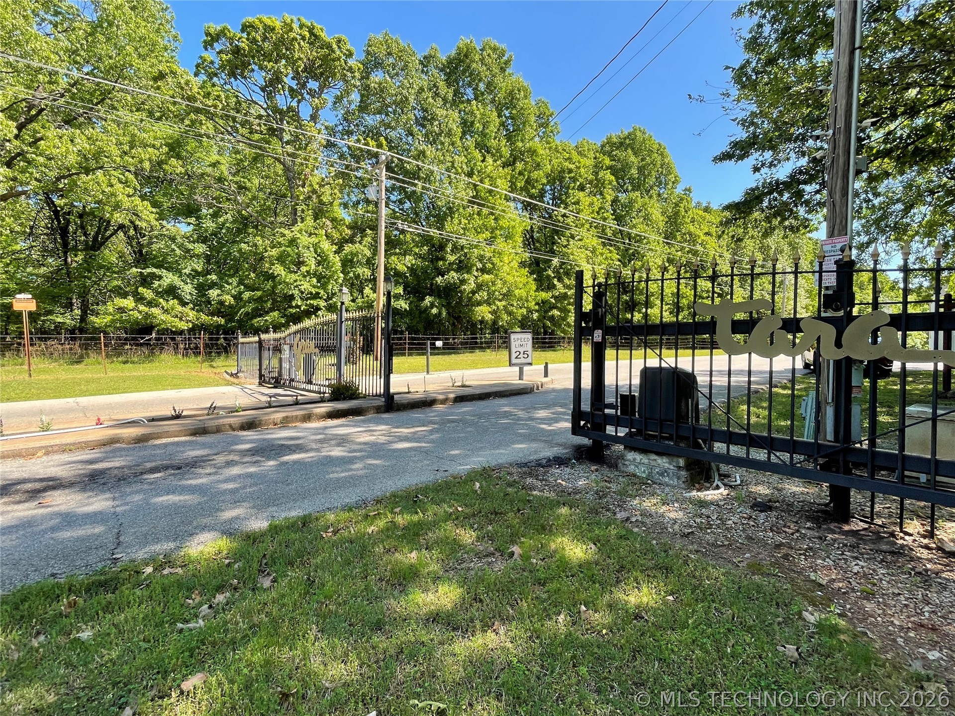 Ross Drive Property Photo 26