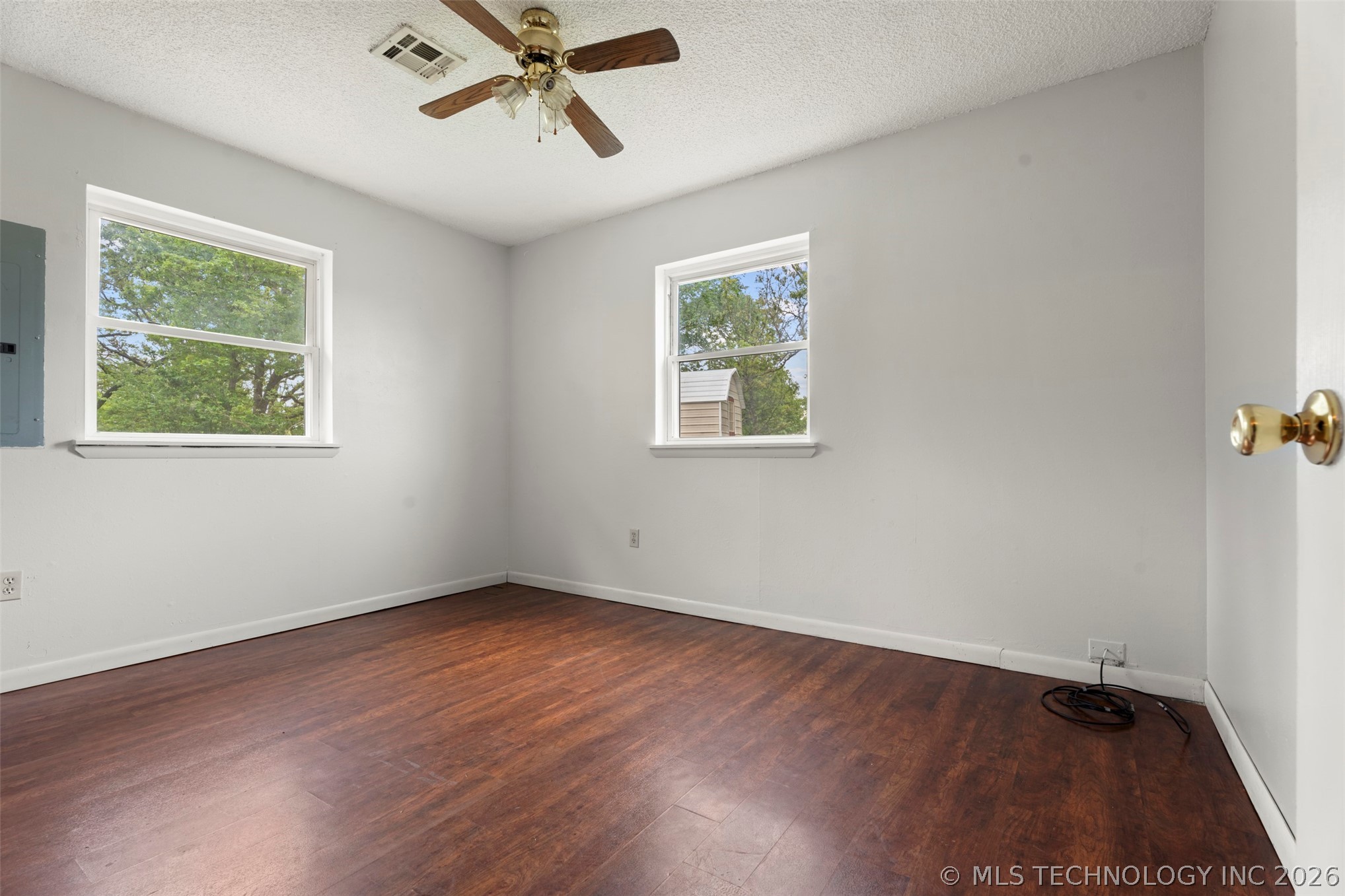 433083 E 290 Road Property Photo 23