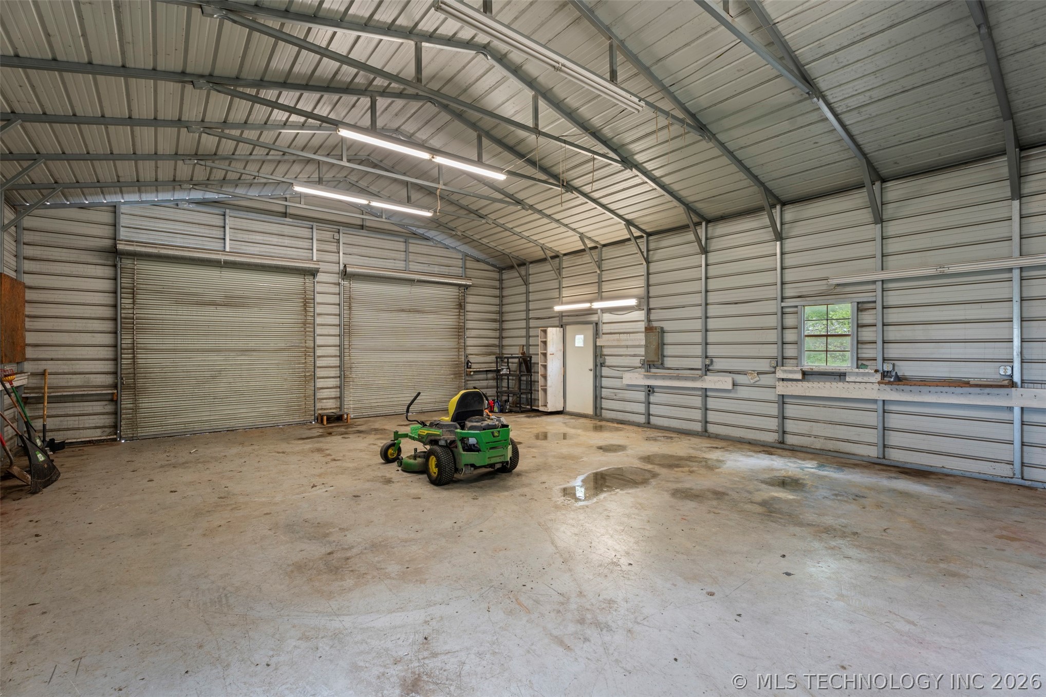 433083 E 290 Road Property Photo 29